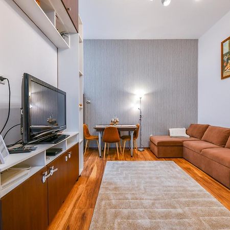 Glam Apartment Κλουζ-Ναπόκα Εξωτερικό φωτογραφία