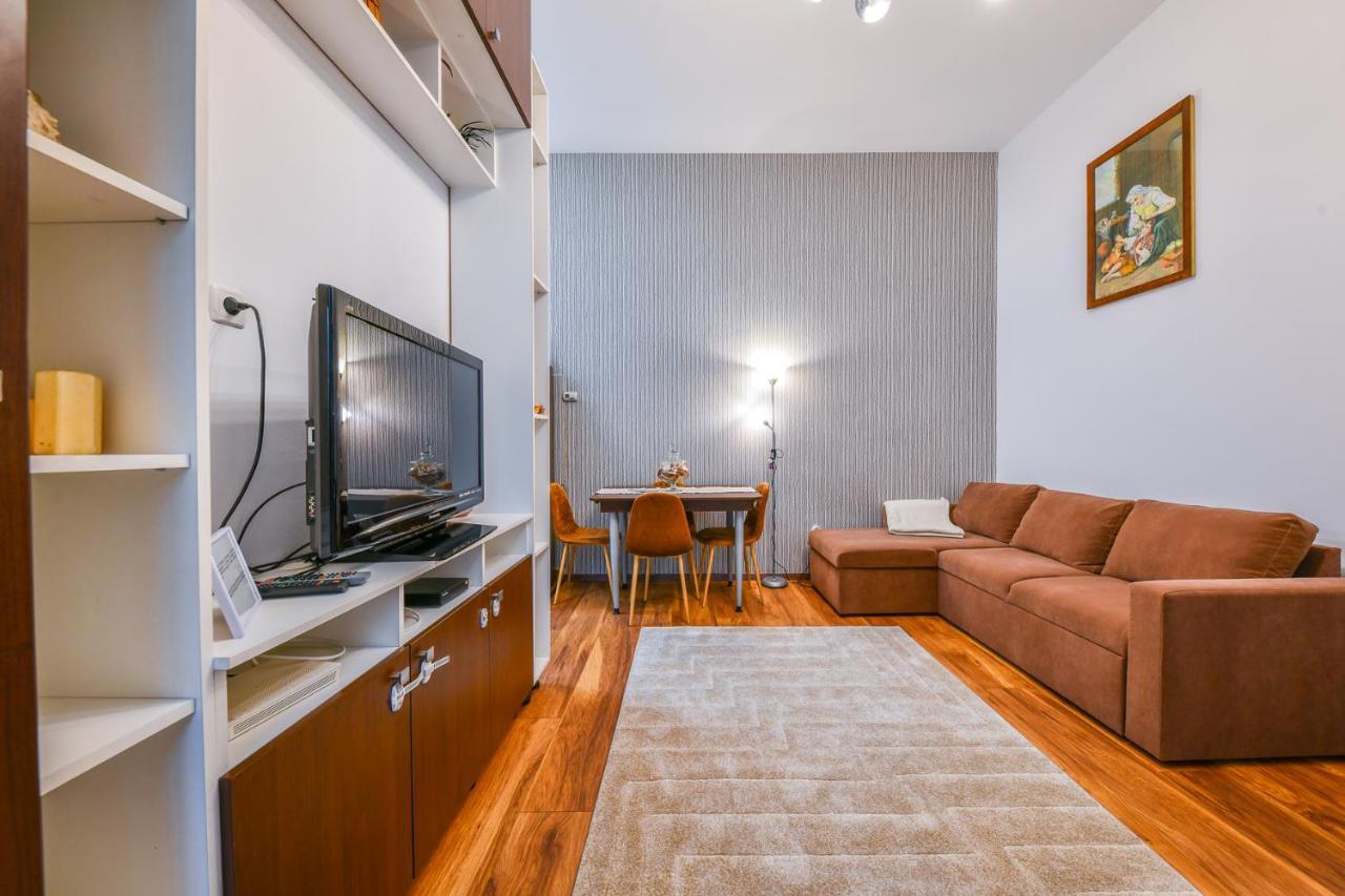 Glam Apartment Κλουζ-Ναπόκα Εξωτερικό φωτογραφία