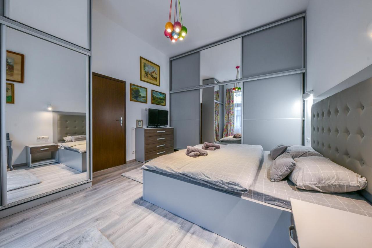 Glam Apartment Κλουζ-Ναπόκα Εξωτερικό φωτογραφία